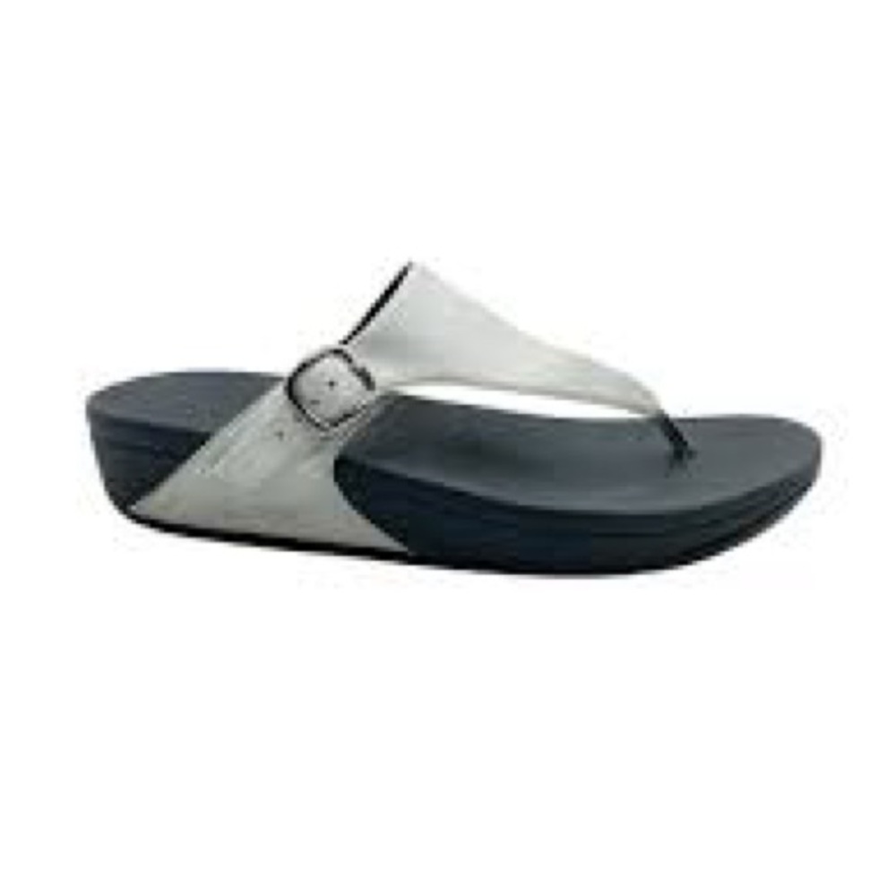 FitFlop Women's Lulu Leather Toe-Post Thong Sandals Size 6